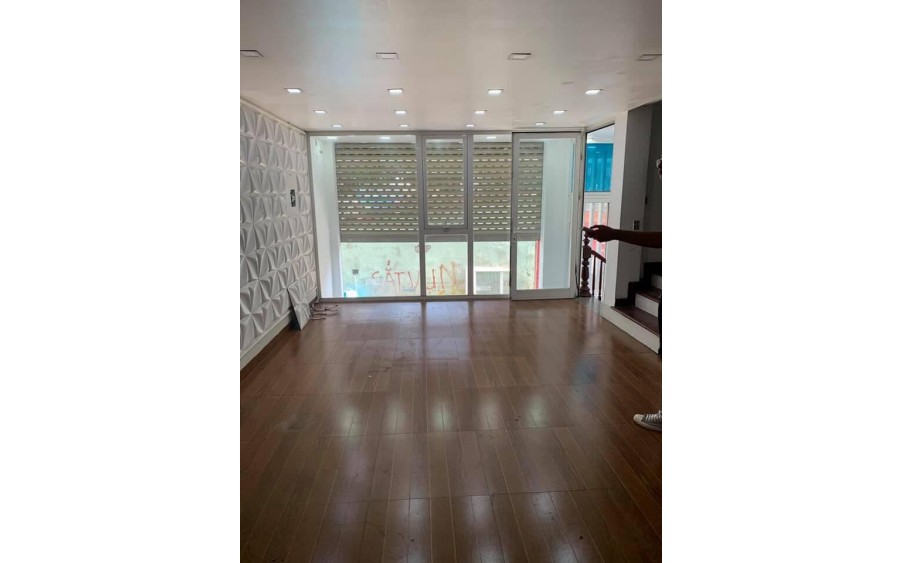 CC Cho thuê nhà ngõ ô tô tránh Nguyễn xiển - thanh xuân - 50m - 6 tầng - 8 ngủ - 25 triệu 0865089699